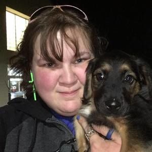 Meet your Posher, Danita